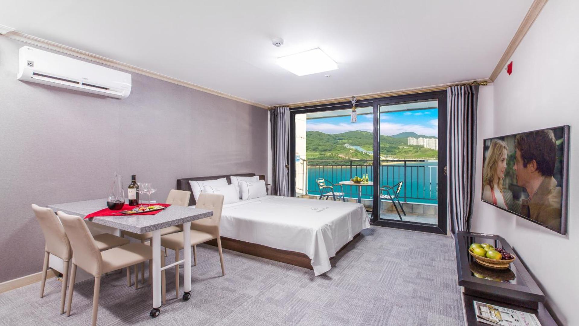 Onda D'Oro Hostel Yeosu Exterior photo