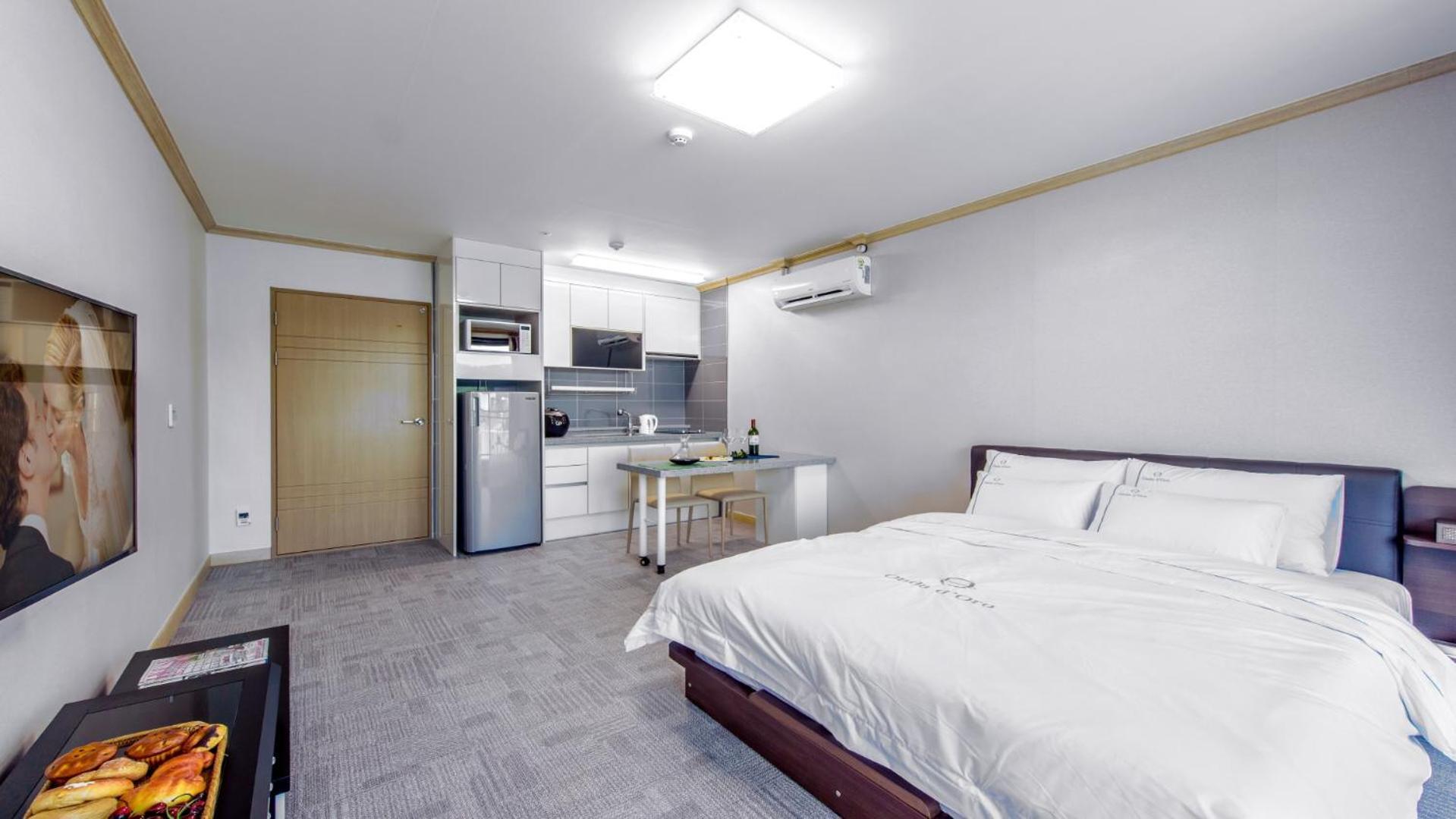 Onda D'Oro Hostel Yeosu Exterior photo